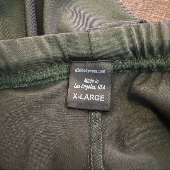 N2N Bodywear Short Shorts, Athletic Stripe Green Yellow Size XL Swim Gym - Picture 5 of 6